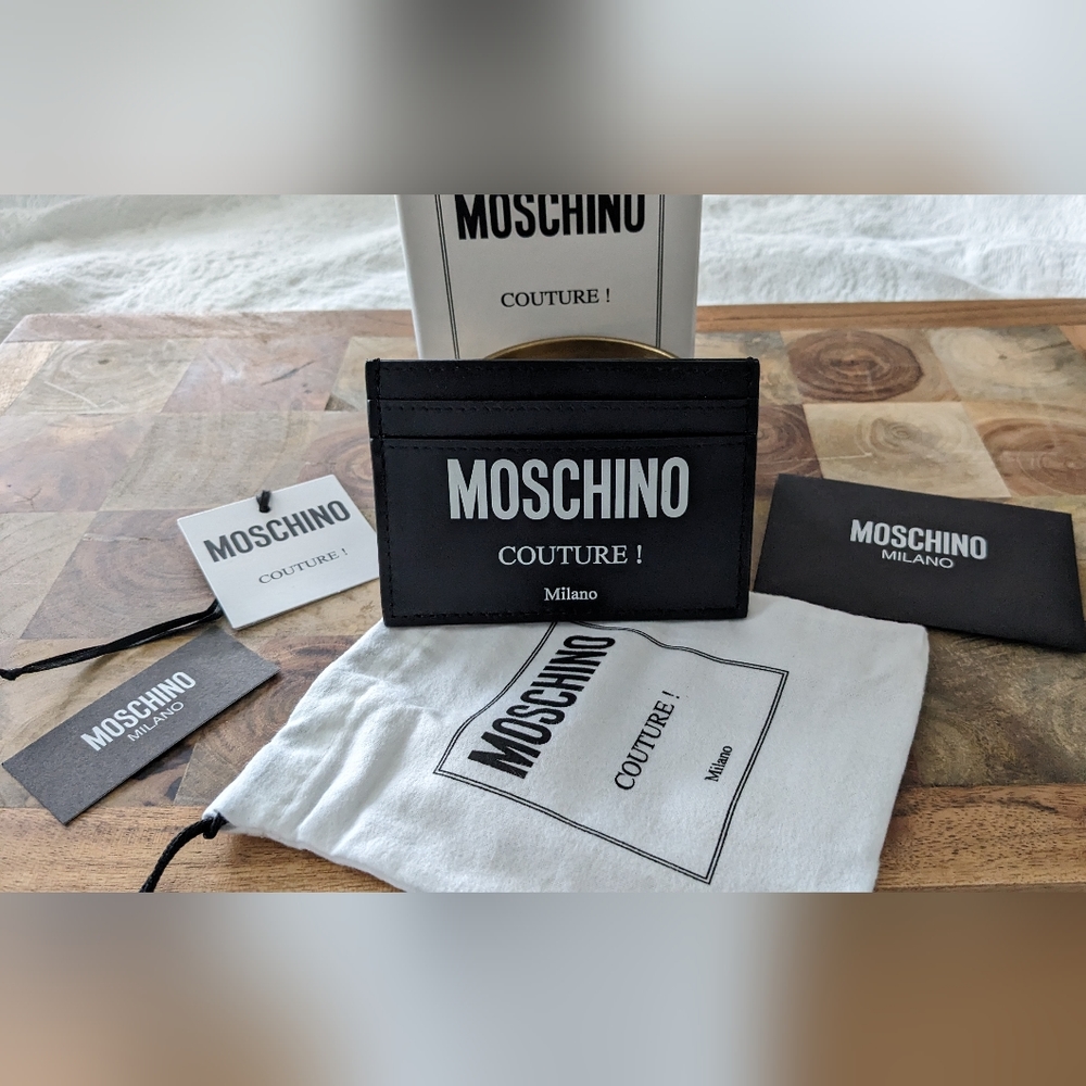 Moschino Logo Calf Leather Card Case + Dust Bag New in Box ❤️